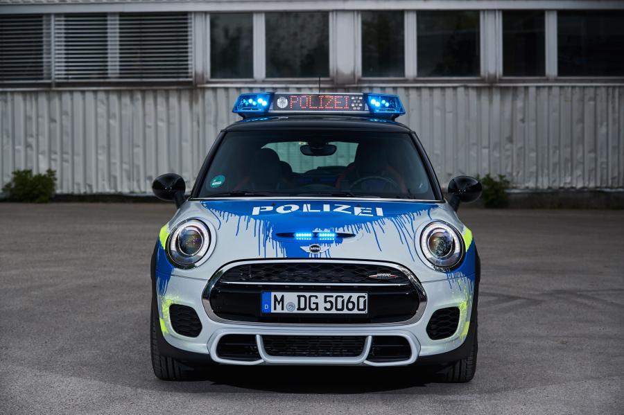  Mini John Cooper Works Polizei (F56) 2018 года  (фото 9 из 13)